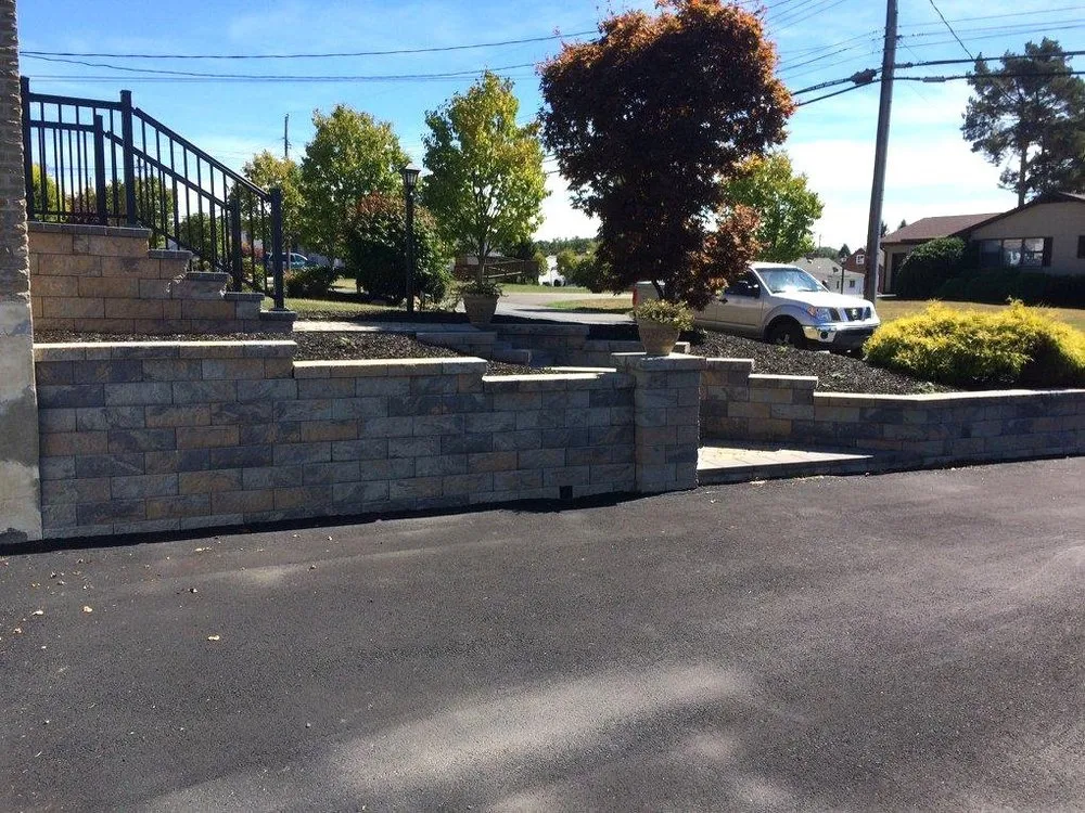 Custom lawn mowing service in Johnstown, PA - Hilltop Nurseries