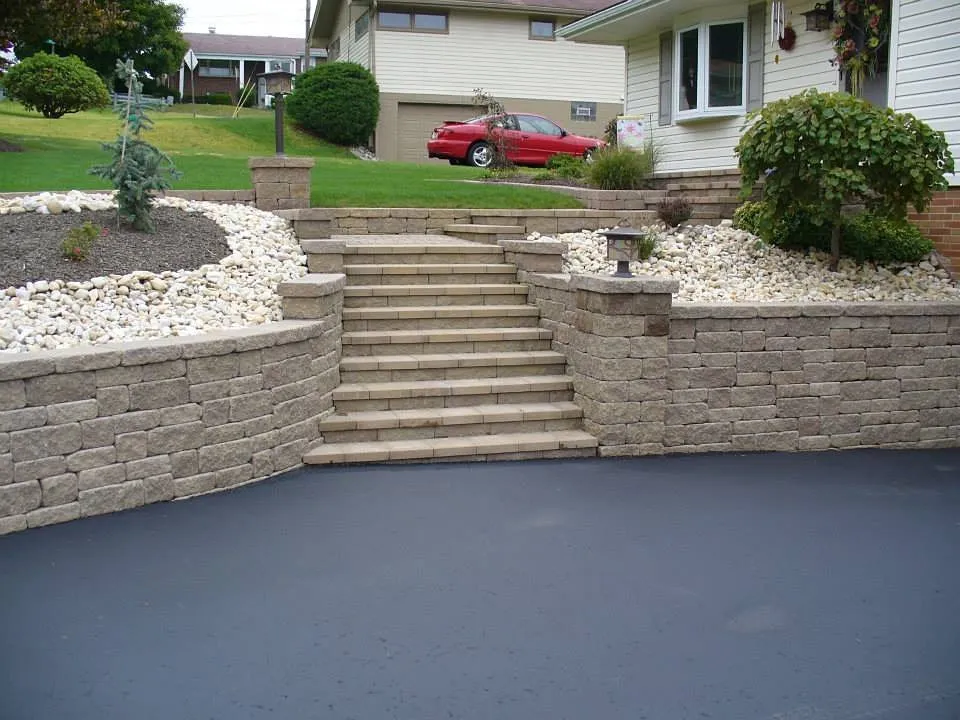 Professional lawn care service in Johnstown, PA - Hilltop Nurseries