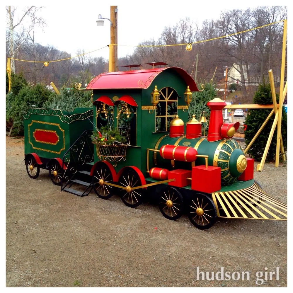 Professional garden landscaping in Croton-on-Hudson, NY by Hilltop Nursery & Garden Center