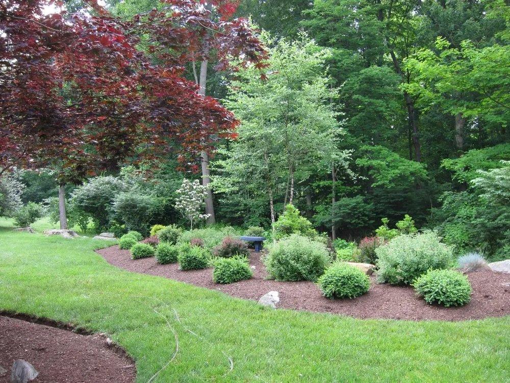 Expert residential landscaping experts serving Orange, CT - Hilltop Turf & Landscaping