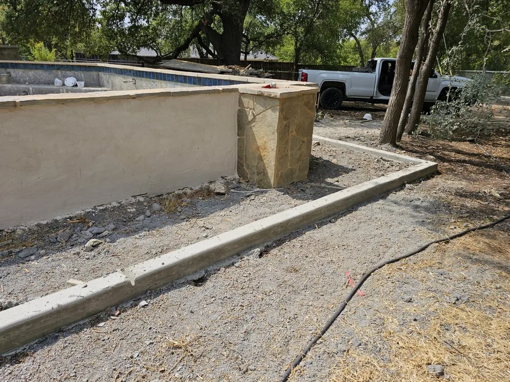 Affordable residential landscaping in San Antonio, TX by Hillview Landscaping & Masonry