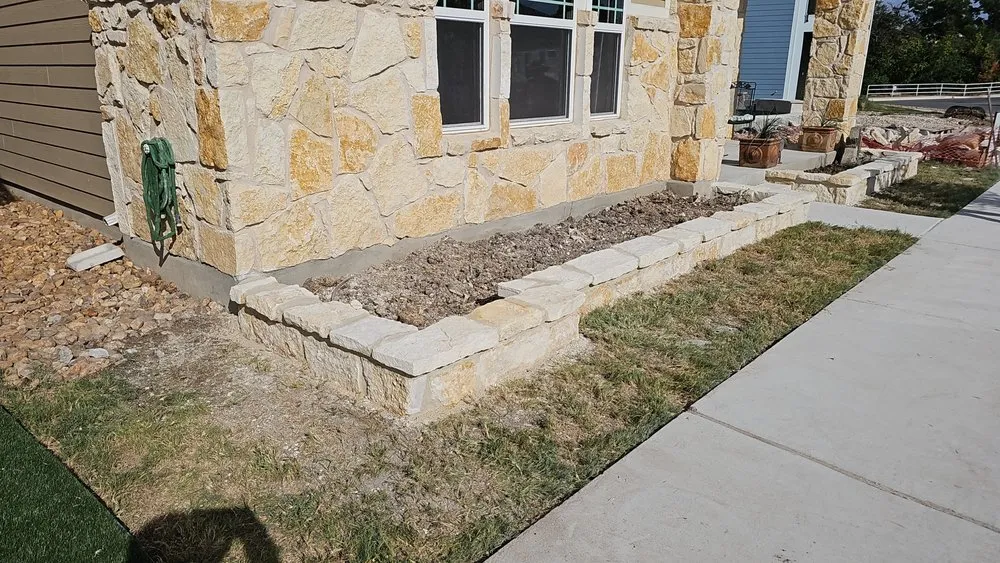 Local outdoor landscaping in San Antonio, TX by Hillview Landscaping & Masonry
