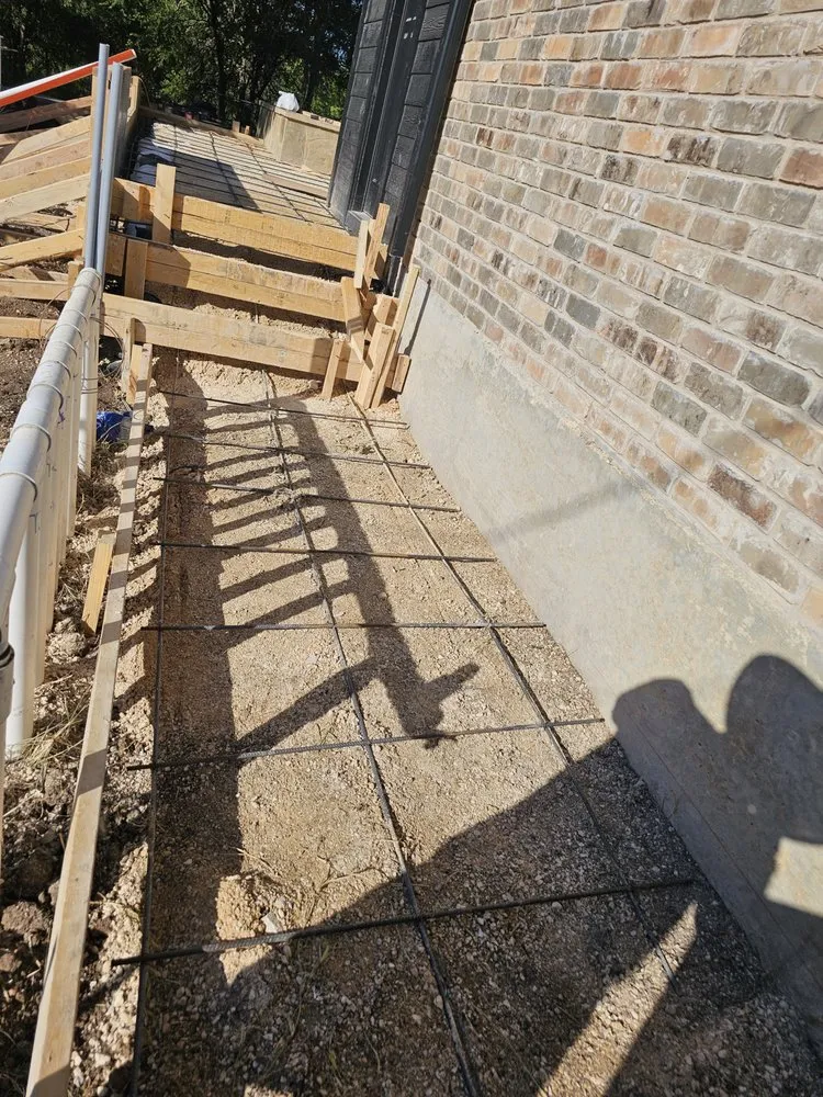 Custom garden landscaping for homes across San Antonio, TX - Hillview Landscaping & Masonry