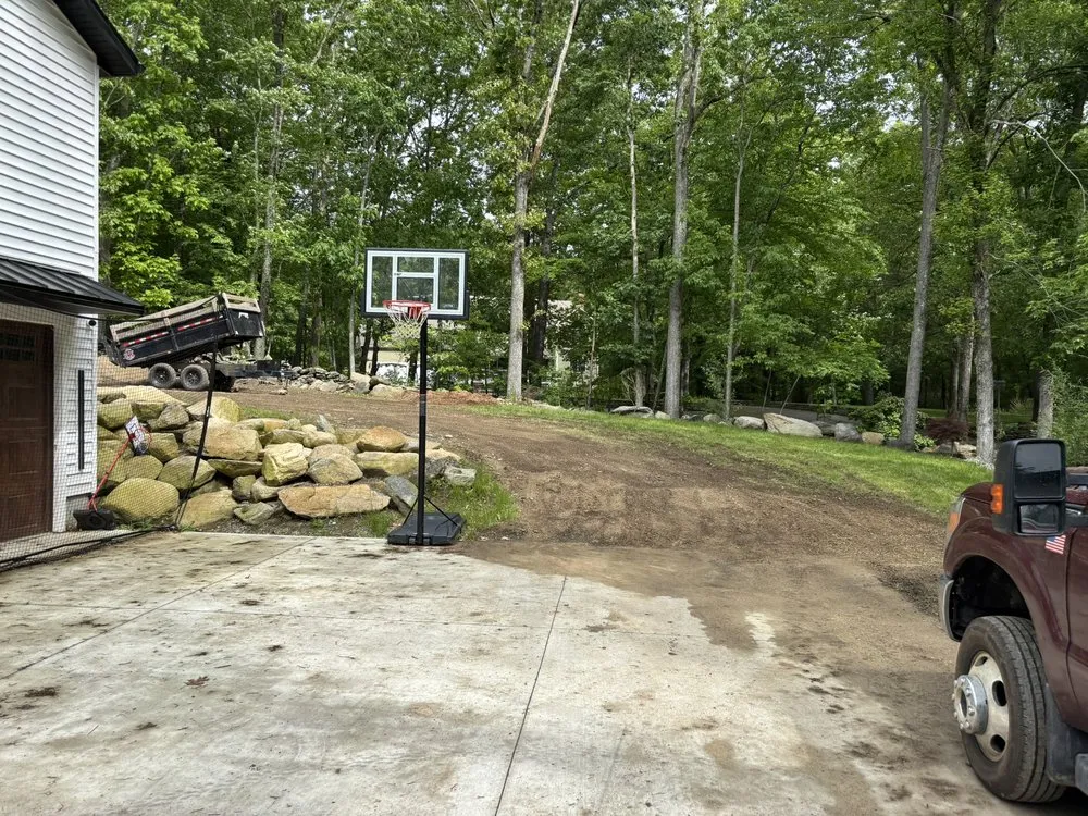 Expert lawn mowing service in Scituate, RI by Hillview Landscaping