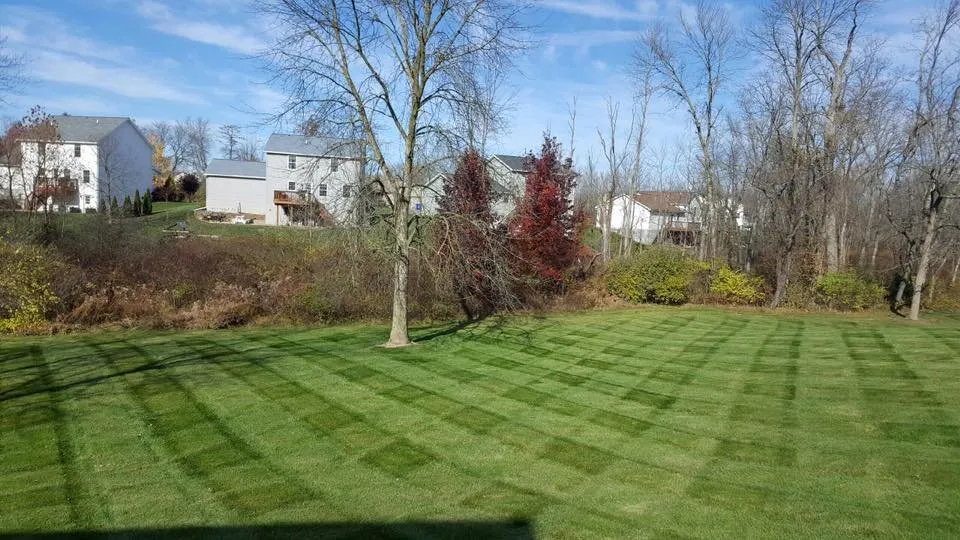 Expert garden landscaping experts serving Lewisburg, PA - Hillyard's Landscaping