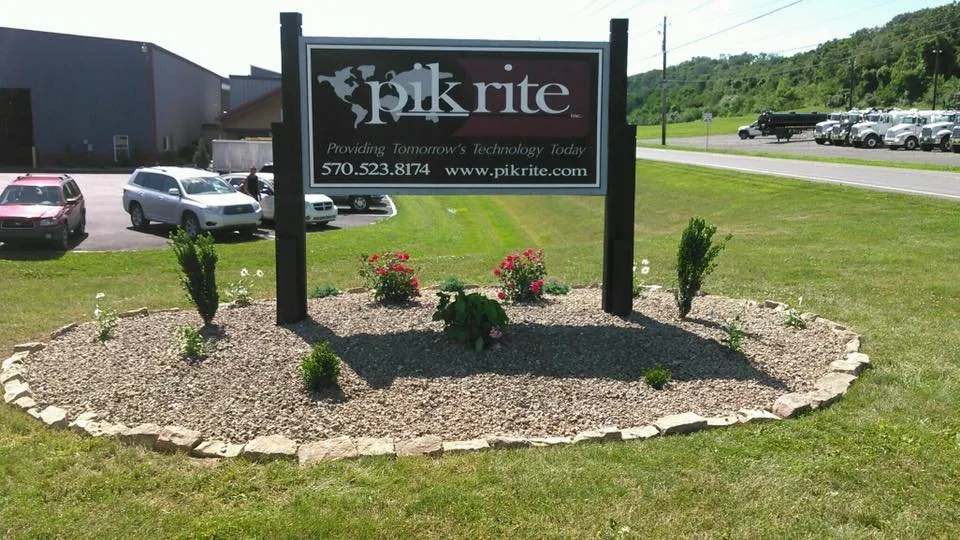 Custom lawn care service in Lewisburg, PA - Hillyard's Landscaping