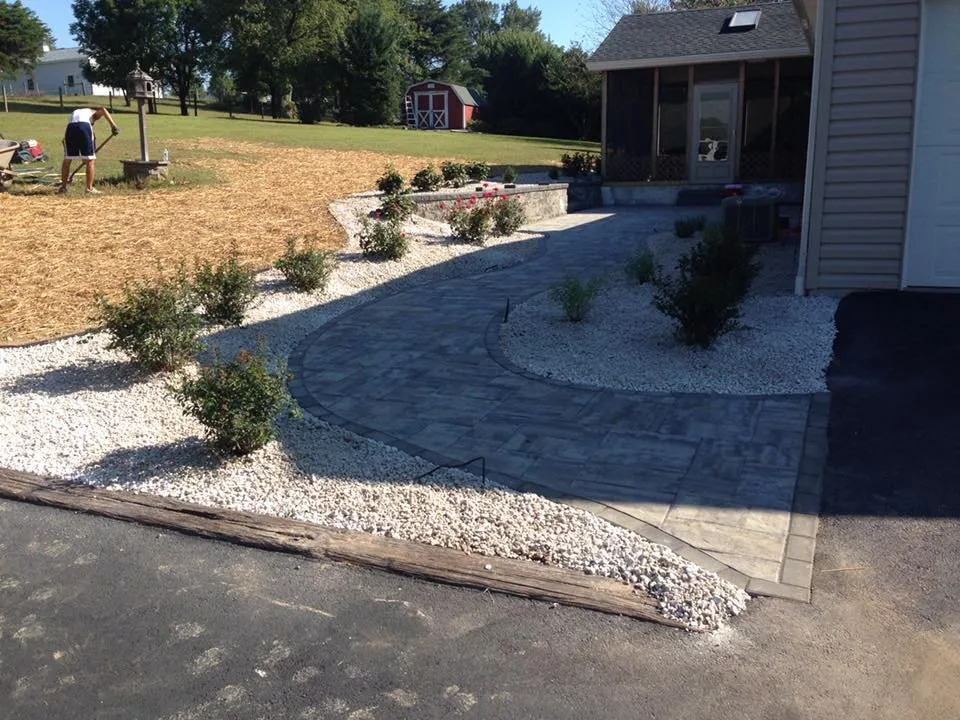 Reliable lawn mowing service in Lewisburg, PA - Hillyard's Landscaping