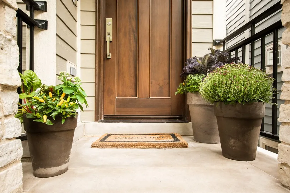 Top-rated lawn mowing service experts serving Chicago, IL - Himsben Design Studio