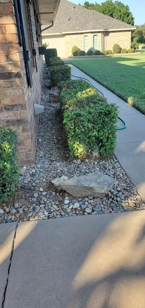 Affordable lawn mowing service for year-round maintenance in Wichita Falls, TX by Hincks Total Lawn Care