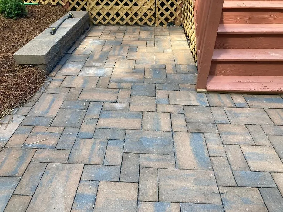 Trusted lawn care service in Asheboro, NC - Hinesley and Landscape Contractors