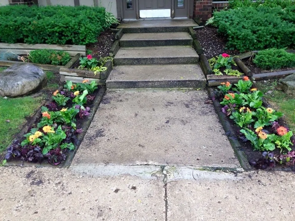 Reliable outdoor landscaping in Kalamazoo, MI - Hinkley Lawn & Snow