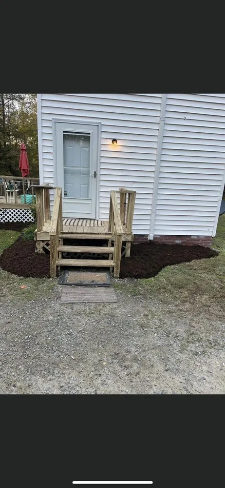 Affordable yard cleanup service in Kilmarnock, VA by Hinson’s Lawn Care