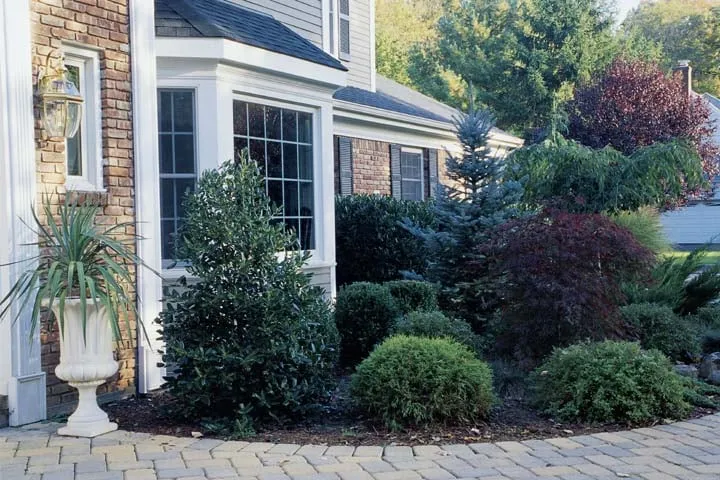 Top-rated landscape design for homes in South Bend, IN by Hinz Tree Service & Landscaping