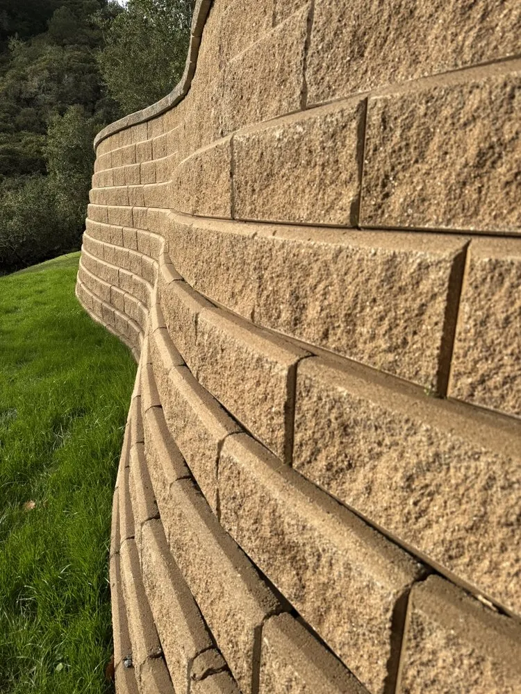 Custom lawn care service in Santa Cruz, CA by Hippos Landscape Services