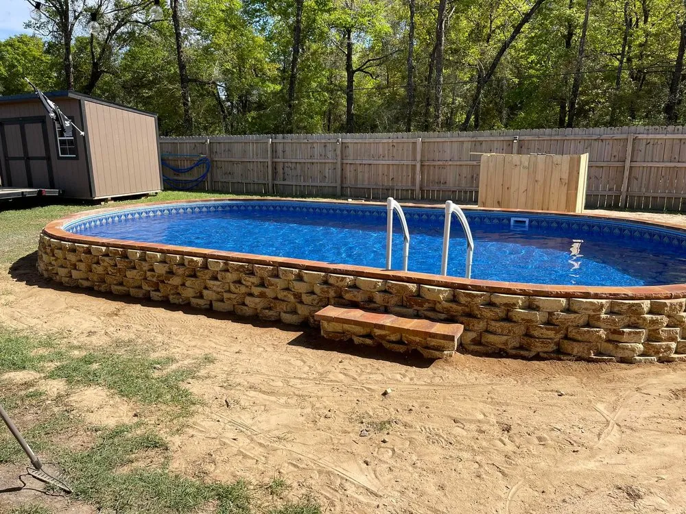 Trusted outdoor landscaping in Milton, FL by Hirst Lawncare