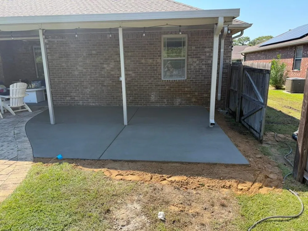 Top-rated residential landscaping experts serving Milton, FL - Hirst Lawncare