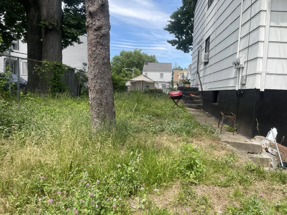 Custom residential landscaping experts serving Livingston, NJ - His and Hers Landscaping