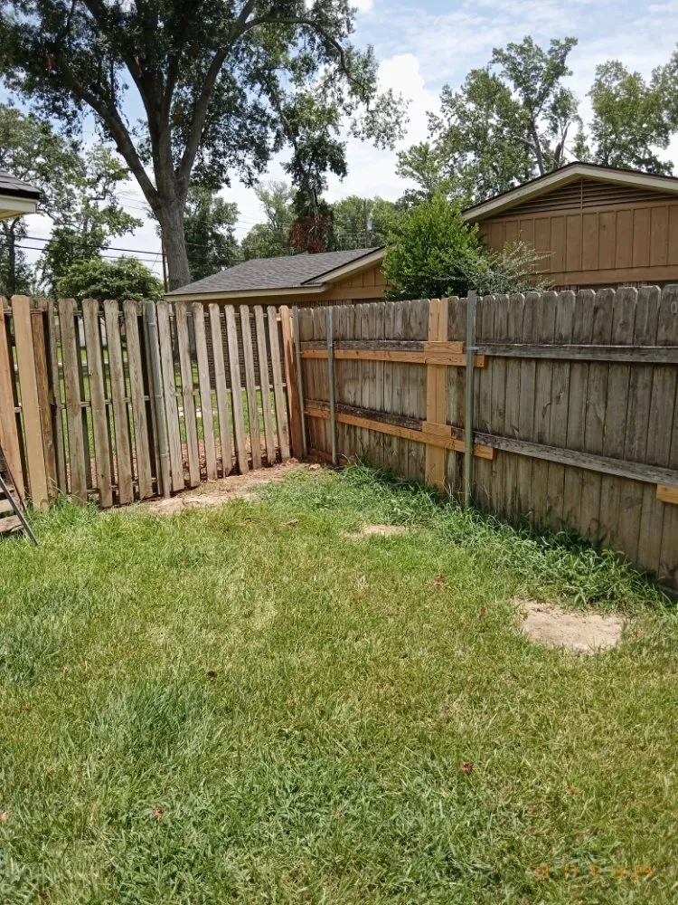 Expert yard maintenance in Tyler, TX by His Handz Construction and Landscaping