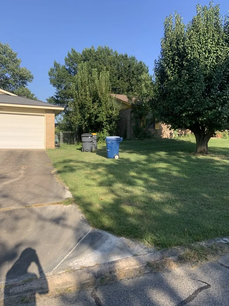 Trusted yard maintenance for residential properties in Jenks, OK by His Land Mowing & More