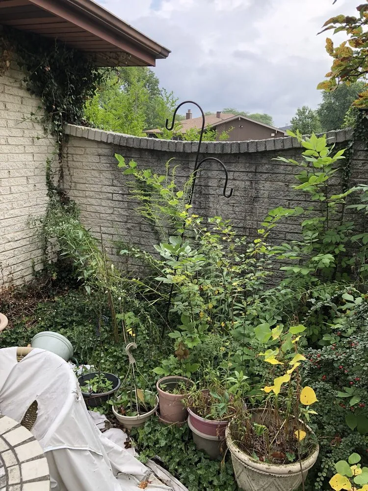 Custom residential landscaping in Wheaton, IL by His Workmanship