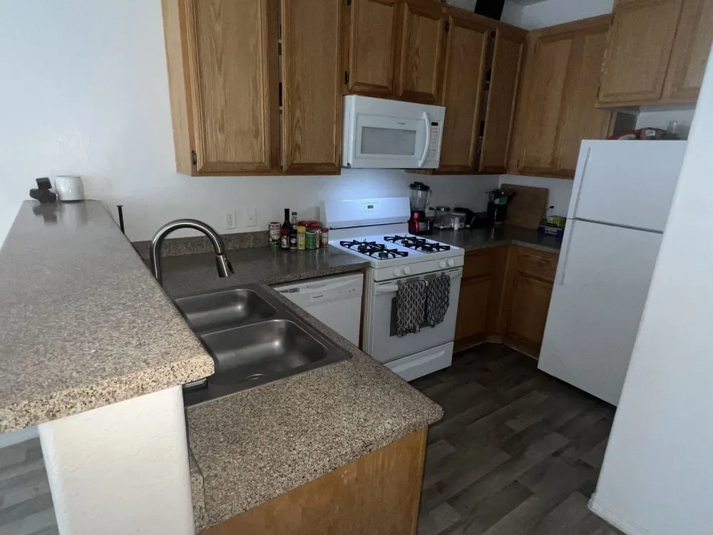 Expert garden landscaping experts serving Las Vegas, NV - H&J Cleaning service