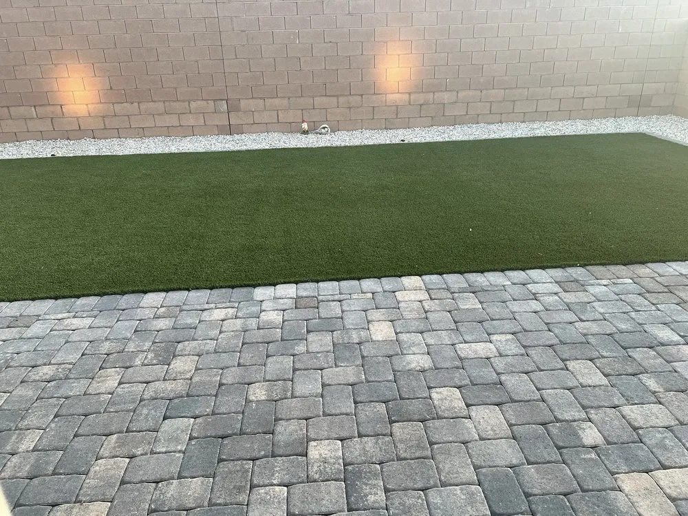 Reliable yard cleanup service for homes in Las Vegas, NV by H&J Cleaning service