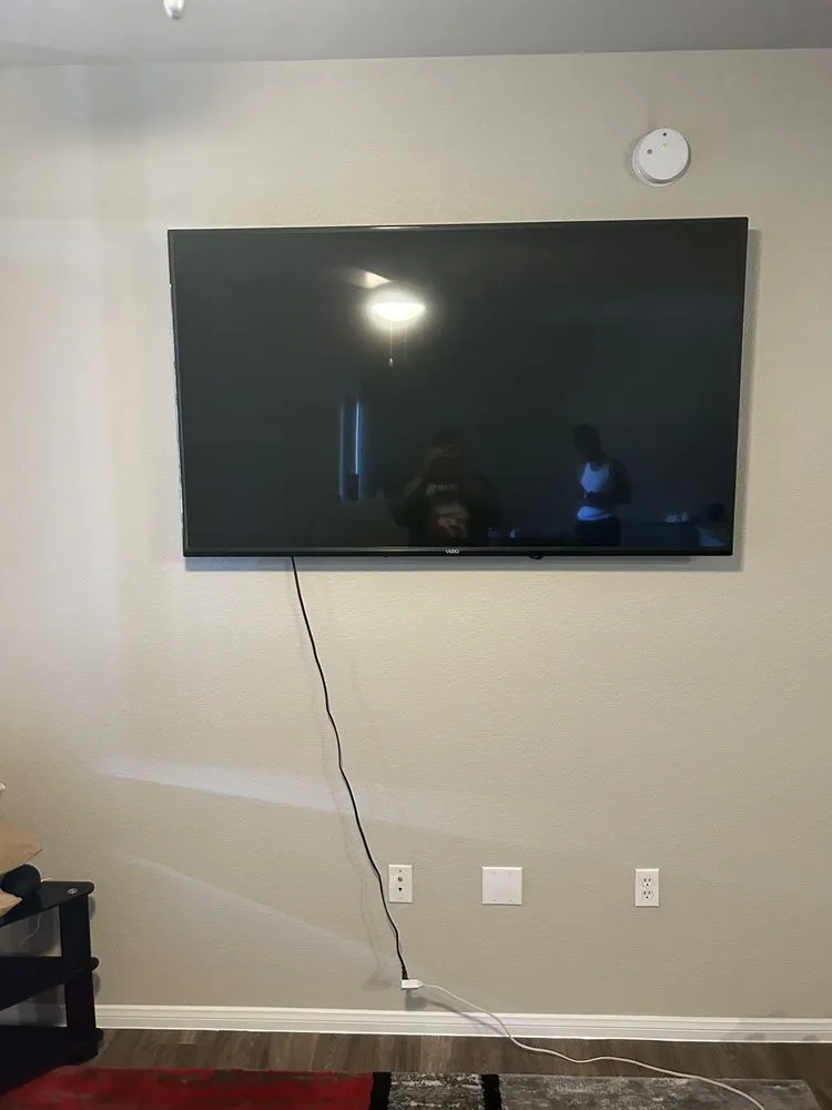 Professional garden landscaping near you in Las Vegas, NV by H&J Cleaning service