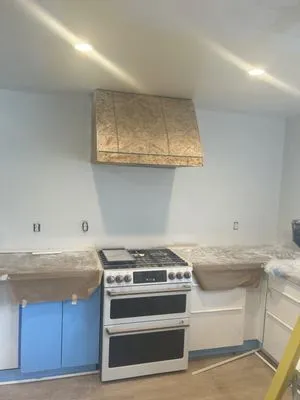 H&J Cleaning service Logo