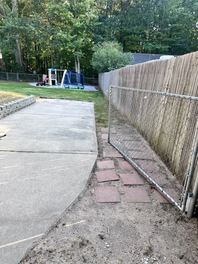 Affordable outdoor landscaping experts serving Saginaw, MI - HJ Contracting