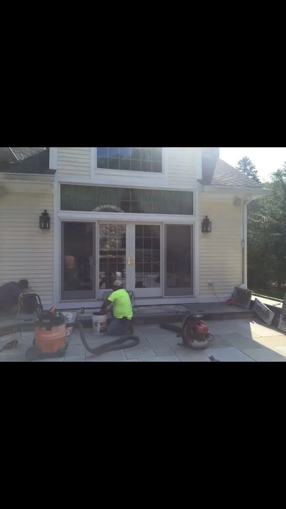 Affordable yard maintenance for homes across Darien, CT - HJ Landscaping