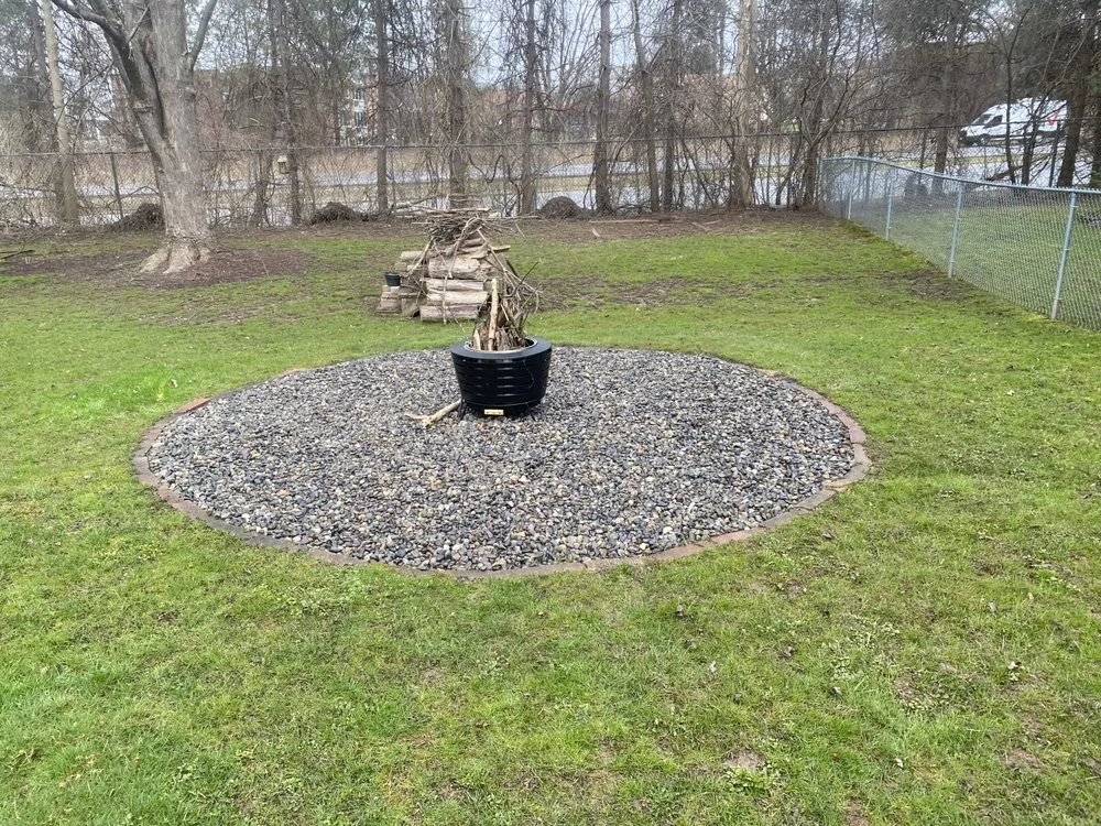 Affordable yard cleanup service in Liverpool, NY - H&J Lawn and Snow