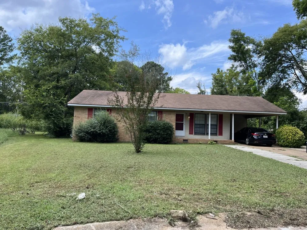 Custom garden landscaping in Athens, AL by H&K Lawn Care Services