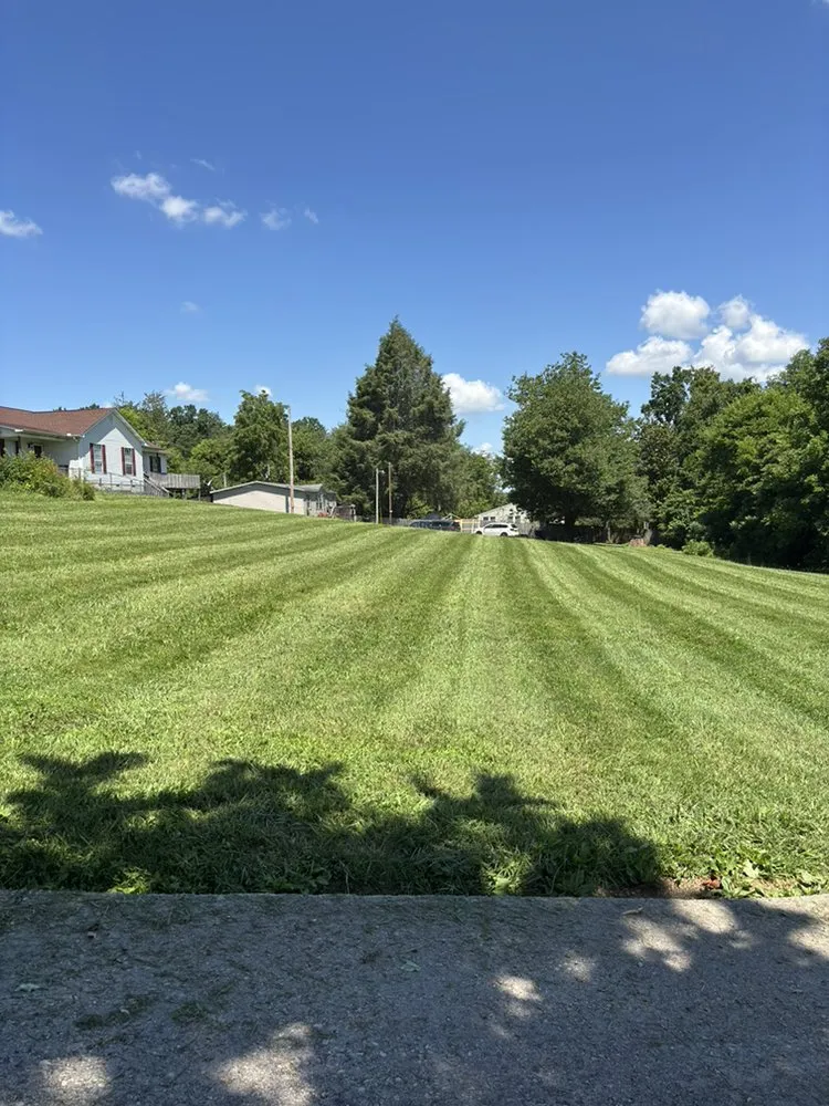 Expert lawn mowing service in Maryville, TN - HK Lawn Services