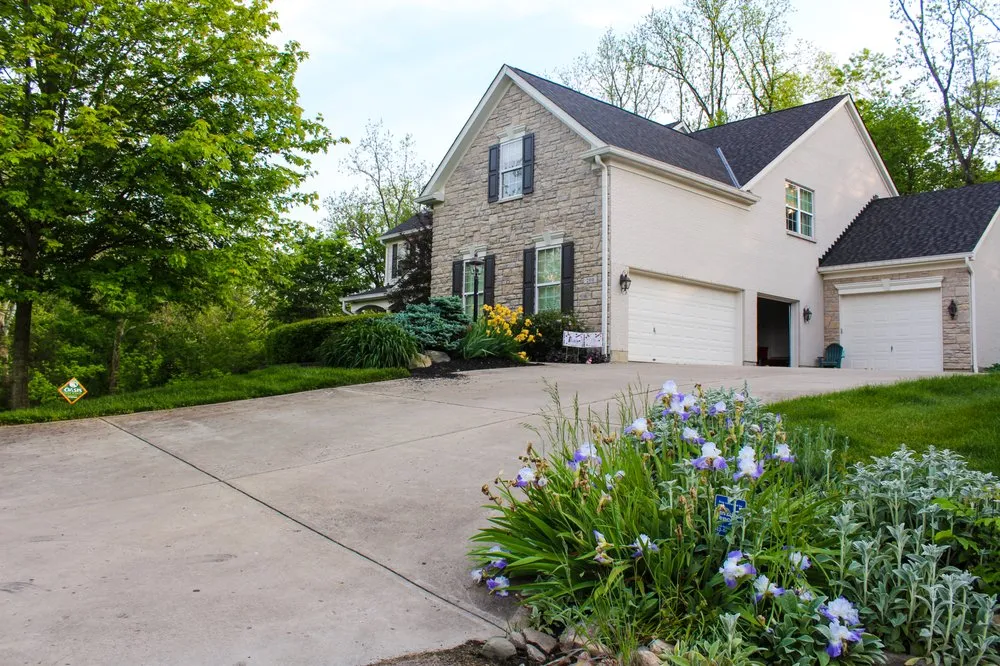 Trusted lawn mowing service experts serving Cincinnati, OH - H&L Landscaping