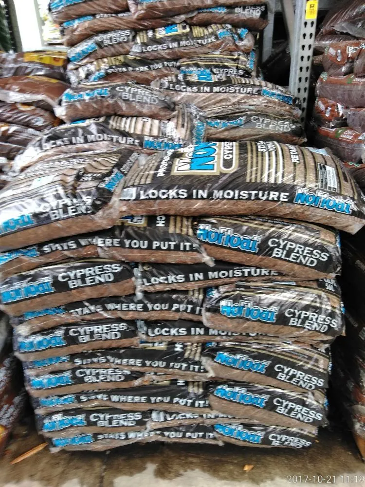 Expert yard cleanup service for year-round maintenance in Opa locka, FL by HL Williams Lawn & Maintenance