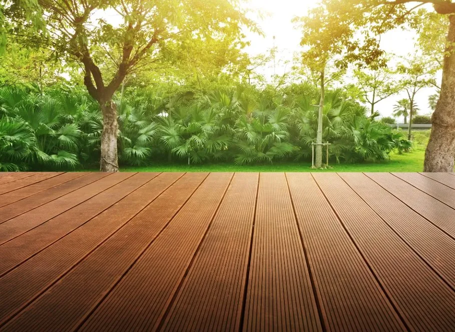 Reliable yard maintenance for residential properties in Opa locka, FL by HL Williams Lawn & Maintenance