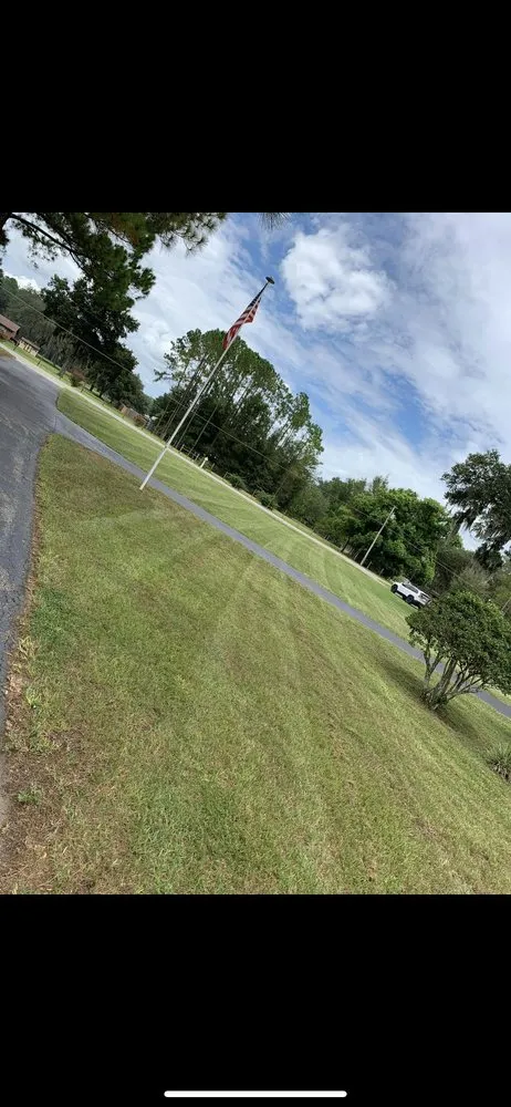 Top-rated garden landscaping experts serving Morrisville, PA - HLE Lawn & Landscape