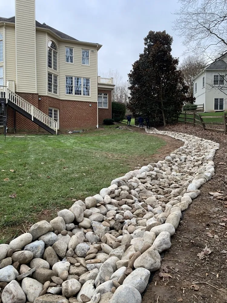 Reliable landscaping services experts serving McLean, VA - H&M Brother's Landscaping & Drainage LLC