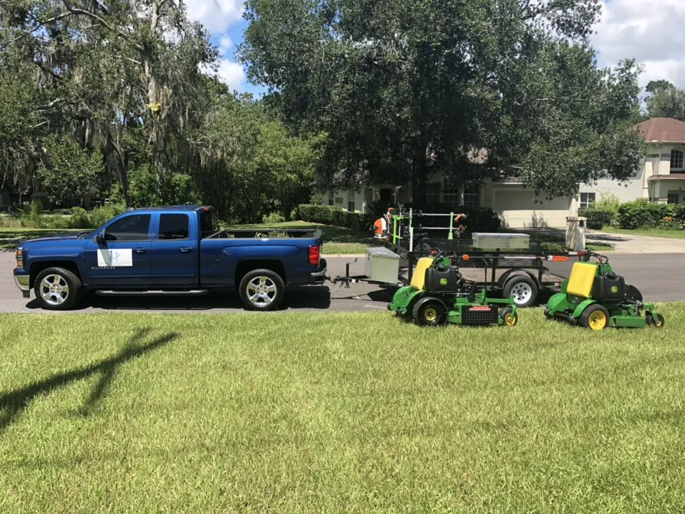 Affordable yard maintenance for homes in Winter Park, FL by H&M Gulf Coast Maintenance