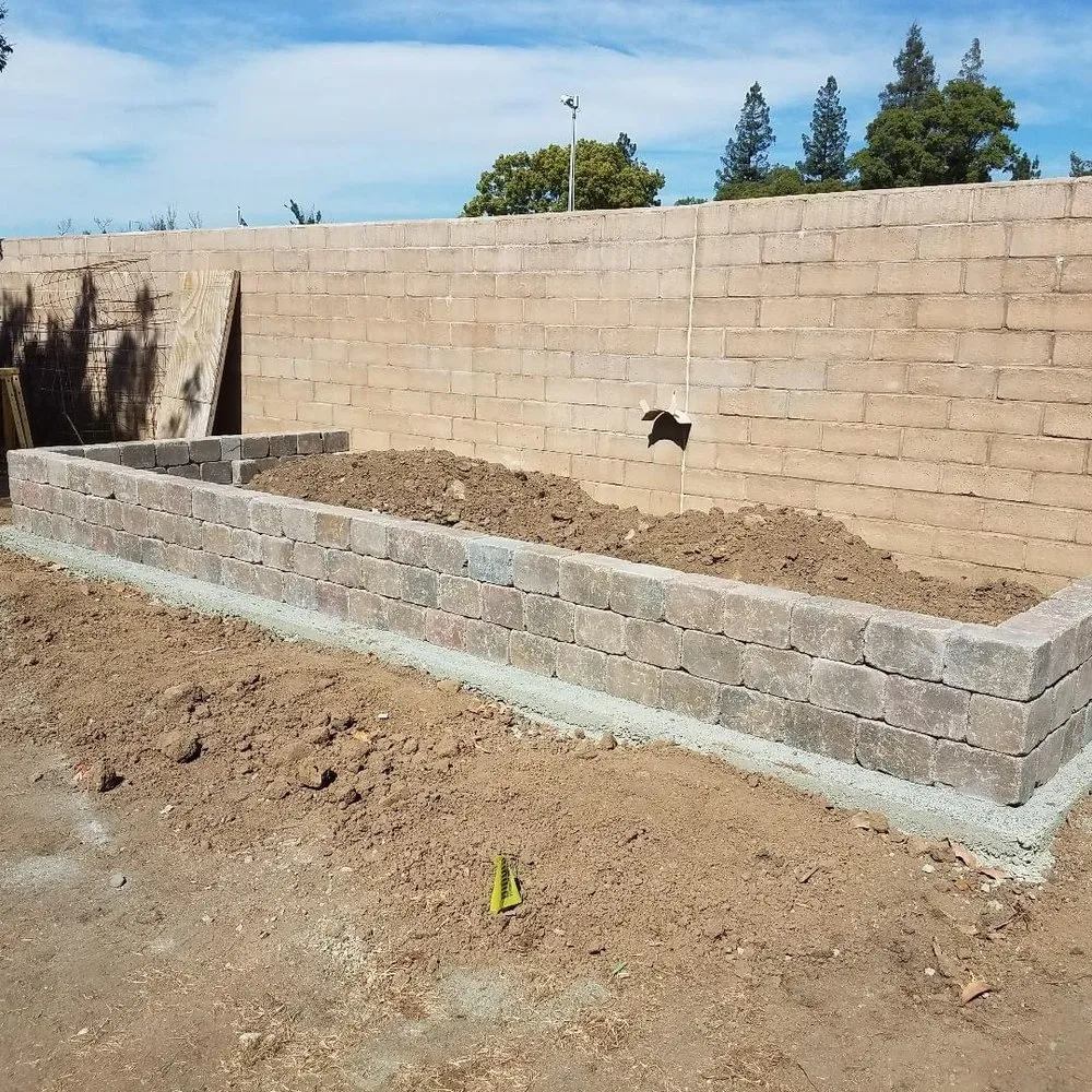 Affordable lawn care service in Mountain View, CA by Hm Landscaping