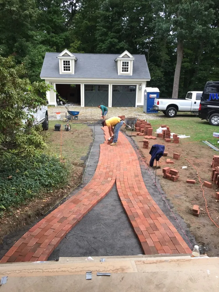 Reliable yard cleanup service in Lowell, MA - HM Soares Construction & Landscaping