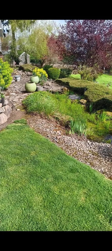 Custom yard cleanup service experts serving McMinnville, OR - H&M Top-Notch Landscaping