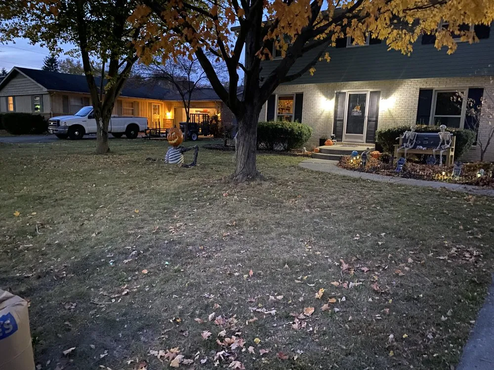 Local residential landscaping experts serving Muncie, IN - HMC lawn care