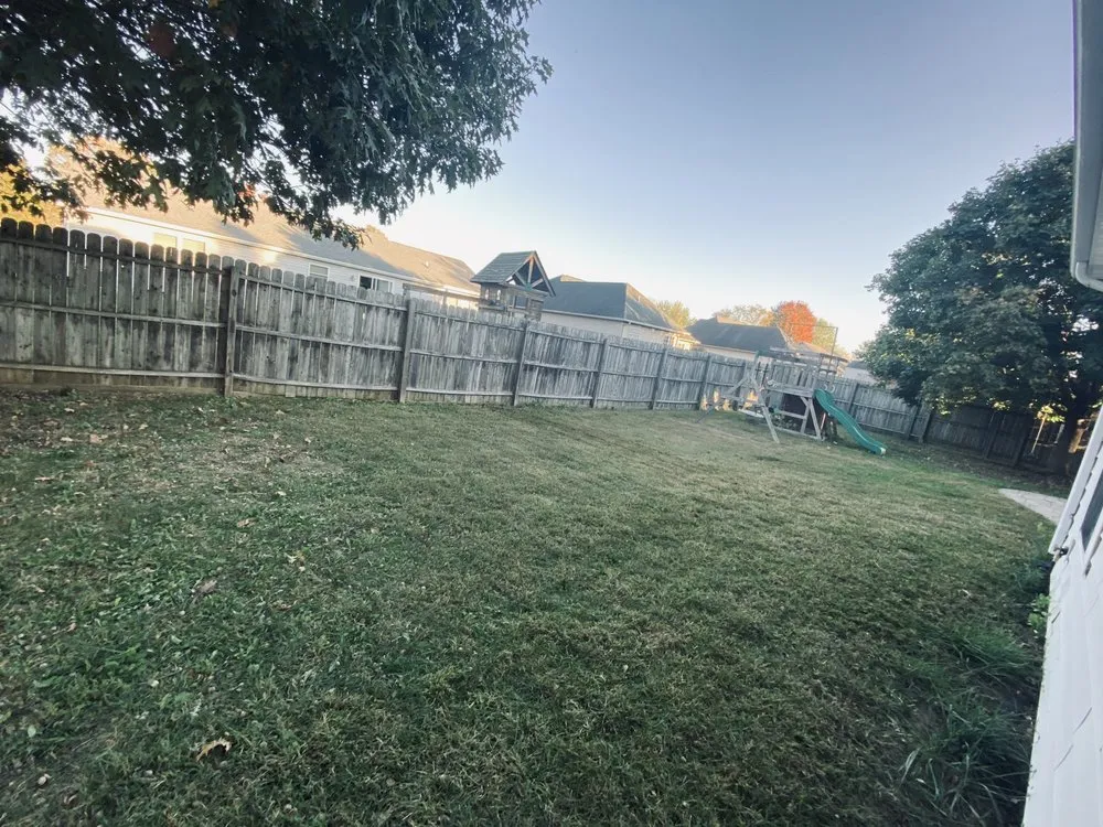 Affordable garden landscaping in Muncie, IN by HMC lawn care