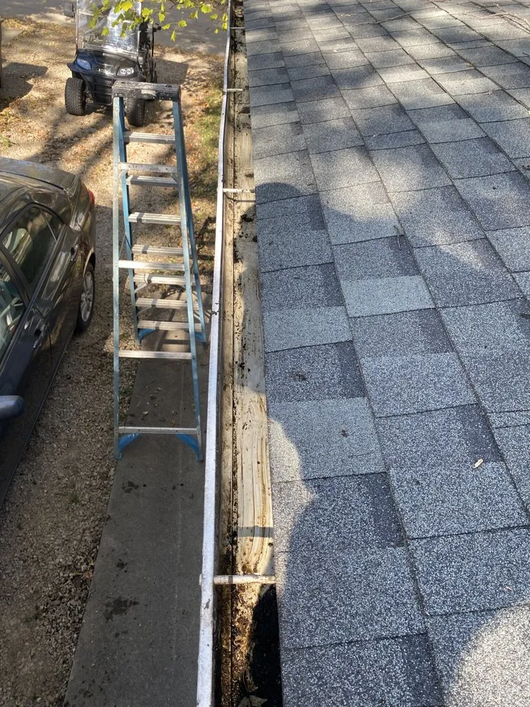 Affordable landscape installation in Muncie, IN by HMC lawn care