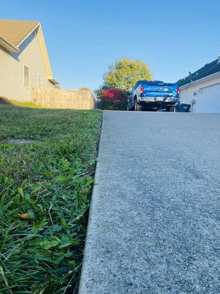 Reliable residential landscaping experts serving Muncie, IN - HMC lawn care