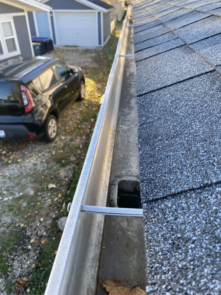 Expert outdoor landscaping in Muncie, IN by HMC lawn care