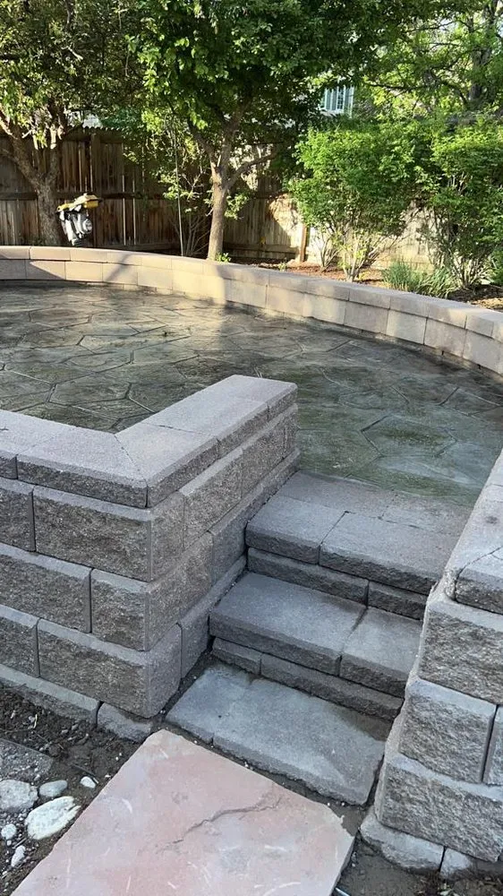 Reliable yard cleanup service for year-round maintenance across Aurora, CO - HMF