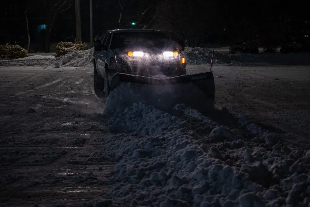 Affordable outdoor landscaping experts serving Lansing, MI - HMK Landscaping