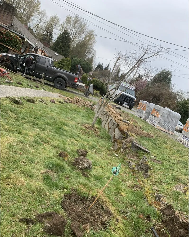 Top-rated residential landscaping in Lynnwood, WA by H&N Landscapes